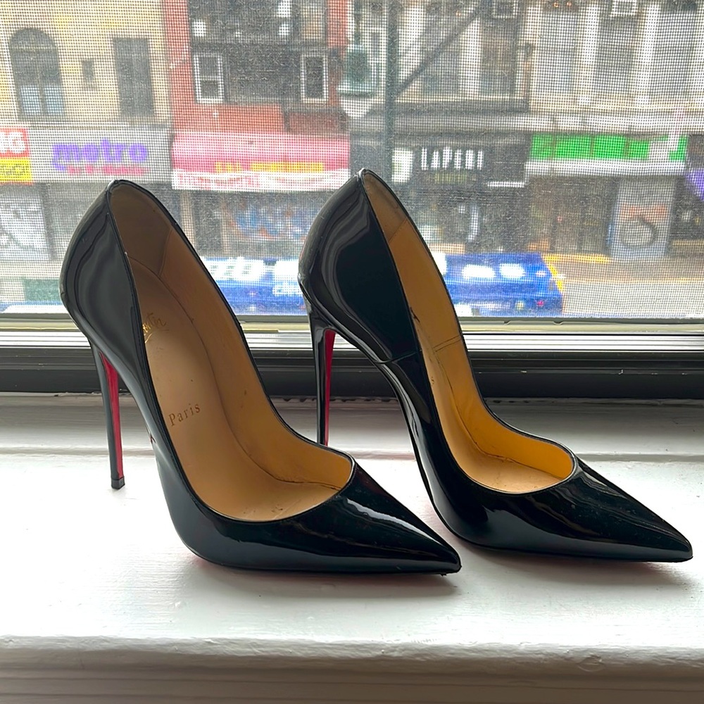 Christian Louboutin So Kate Pumps, Black, 36.5